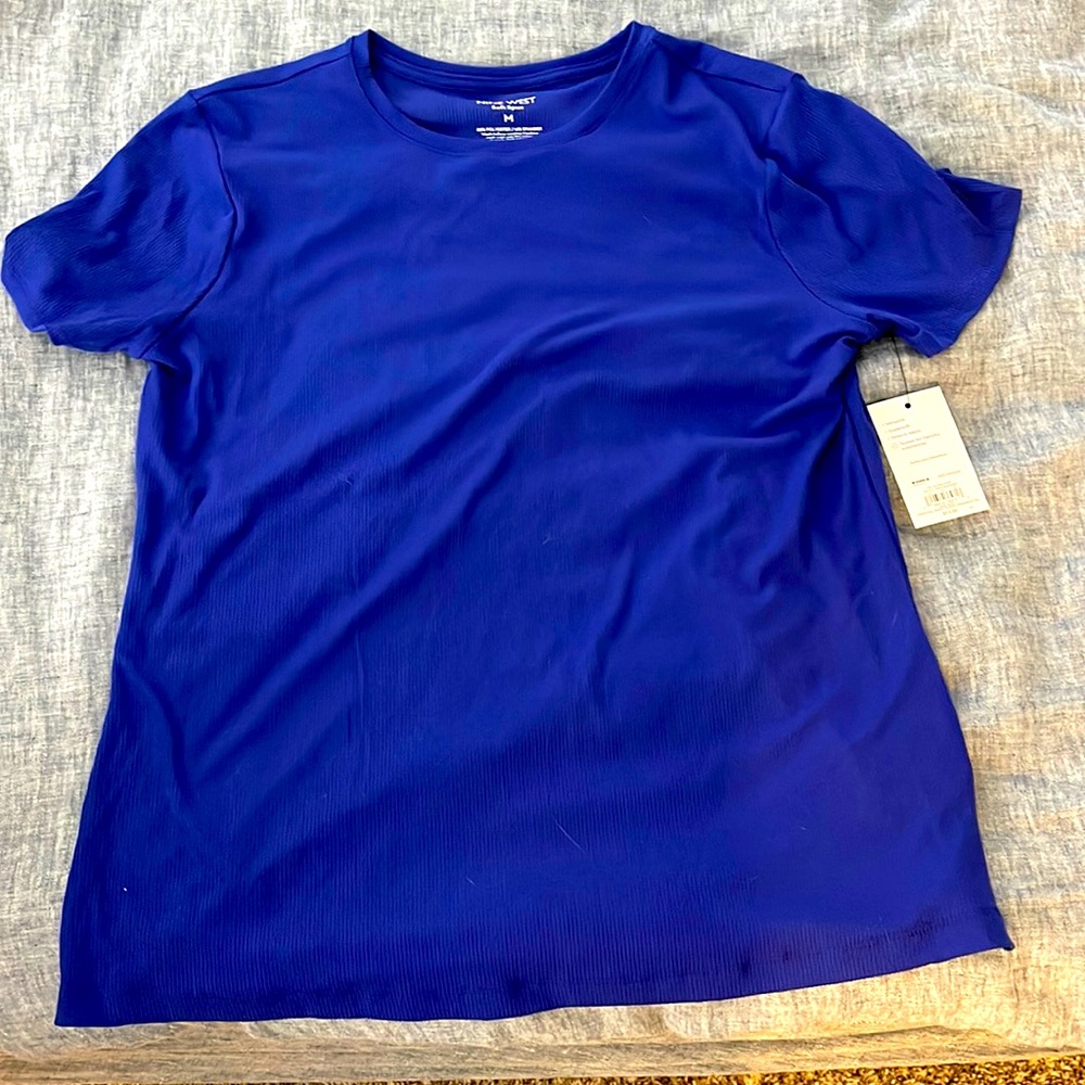 NWT Nine West Short Sleeve Essential Crewneck Tee